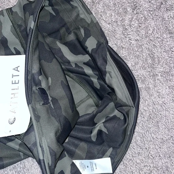 NWT Athleta 7/8 Women's Camo Leggings - Picture 7 of 8